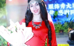 迈开腿快让我看看你的草莓图片